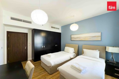 Квартира с 3 спальнями №120387 24