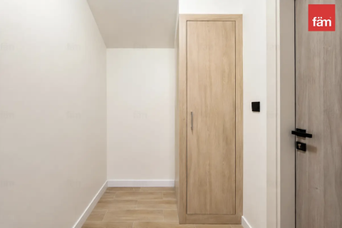 2 bedrooms Townhouse in Dubai, UAE No. 168865 8