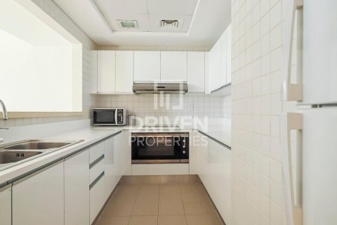 2 bedrooms Apartment in Jumeirah Beach Residence, UAE No. 193223 14