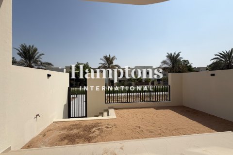 3 bedrooms Duplex in Town Square, UAE No. 208204 12
