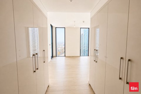Квартира с 4 спальнями в Дубай, ОАЭ №160948 20