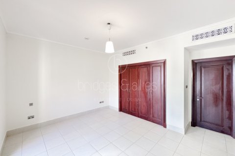 Apartment de 2 dormitorios en Old Town, UAE No. 103633 10