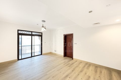Apartment de 2 dormitorios en Old Town, UAE No. 103633 3