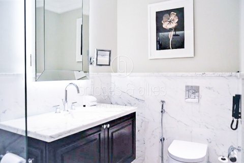 1 bedroom Apartment in Downtown Dubai (Downtown Burj Dubai), UAE No. 103632 16
