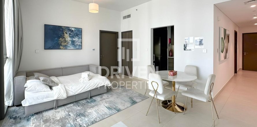 Квартира с 1 спальней в Zabeel, ОАЭ №84408