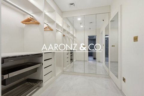 4 bedrooms Penthouse in Jumeirah Lake Towers, UAE No. 148479 15