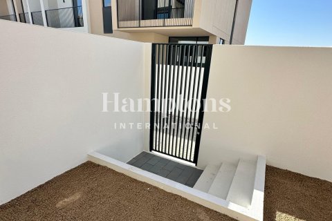 Villa de 4 dormitorios en Dubai South (Dubai World Central), UAE No. 143139 4