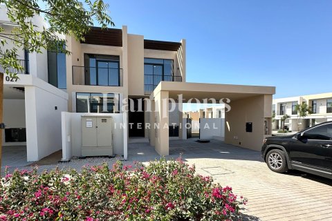 Villa de 4 dormitorios en Dubai South (Dubai World Central), UAE No. 143139 11