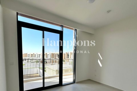 Villa de 4 dormitorios en Dubai South (Dubai World Central), UAE No. 143139 8