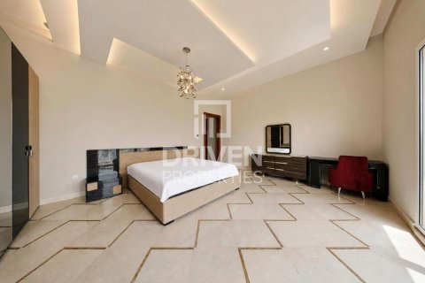 Villa de 1887.98m² à Emirates Hills, UAE No. 204663 14