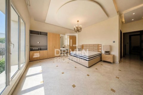 Villa de 1887.98m² à Emirates Hills, UAE No. 204663 12