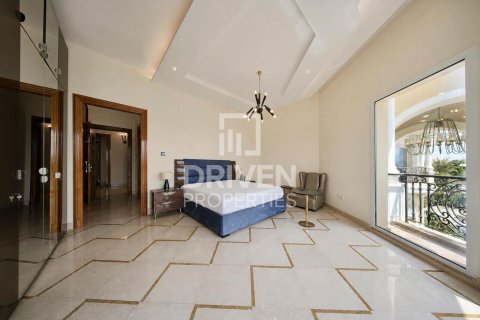 Villa de 1887.98m² à Emirates Hills, UAE No. 204663 13