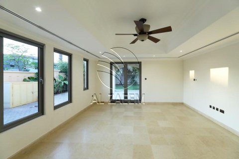 5 bedrooms Villa on the Saadiyat Island, UAE No. 89920 10