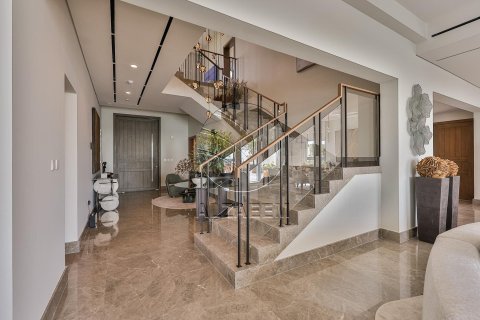 Villa de 4 dormitorios en Abu Dhabi, UAE No. 89950 14