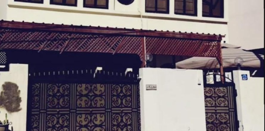 7 bedrooms Villa in Al Khuwair, Oman No. 54838