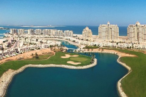 3 bedrooms Townhouse in Ras Al Khaimah, UAE No. 183948 7
