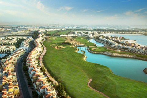 3 bedrooms Townhouse in Ras Al Khaimah, UAE No. 183948 8