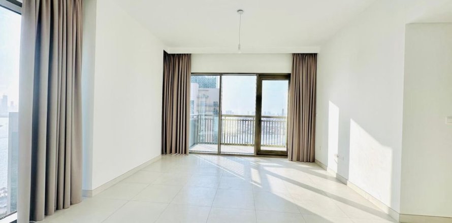 Appartement de 3 chambres à Dubai, UAE No. 210546