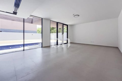 Villa de 5 dormitorios No. 113188 20