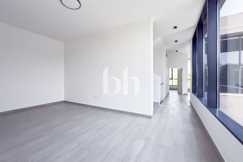 Villa de 5 dormitorios No. 113188 24