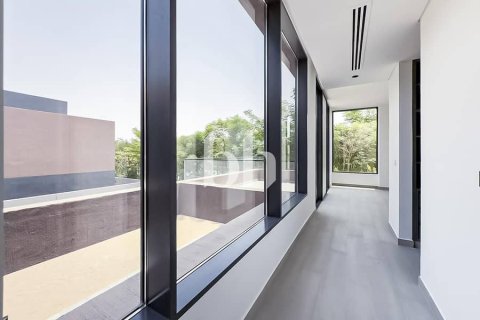 Villa de 5 dormitorios No. 113188 22