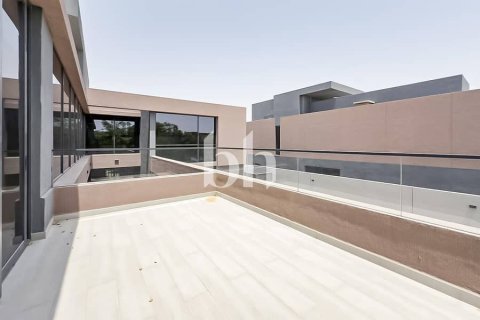 Villa de 5 dormitorios No. 113188 25