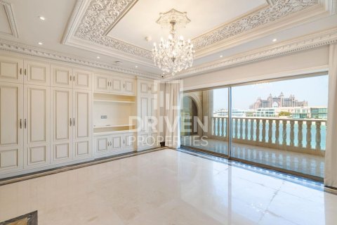 6 bedrooms Villa in Palm Jumeirah, UAE No. 83237 30