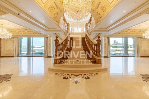 6 bedrooms Villa in Palm Jumeirah, UAE No. 83237 2