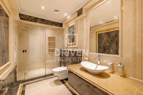 6 bedrooms Villa in Palm Jumeirah, UAE No. 83237 15