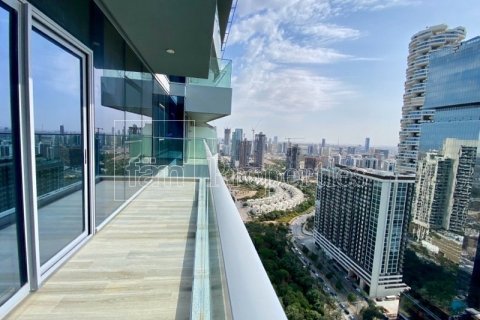 3 bedrooms Apartment in Dubai, UAE No. 165058 12