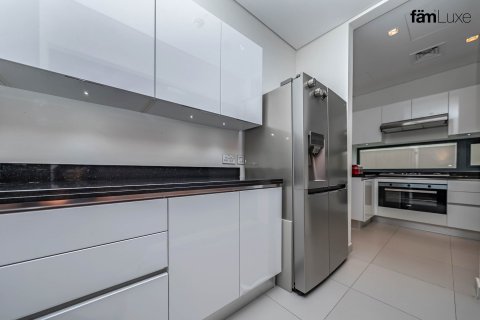 6 bedrooms Villa in Dubai, UAE No. 103969 16
