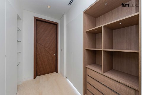 6 bedrooms Villa in Dubai, UAE No. 103969 24