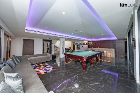 6 bedrooms Villa in Dubai, UAE No. 103969 5