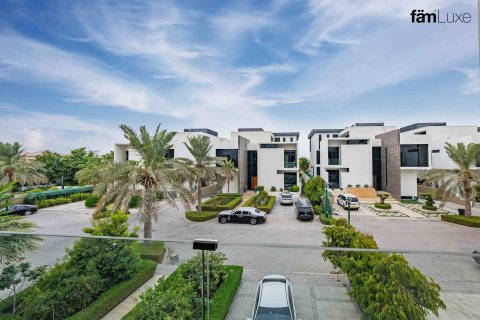 6 bedrooms Villa in Dubai, UAE No. 103969 29