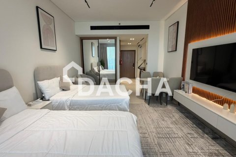 Studio Apartment in Business Bay, UAE No. 161260 3