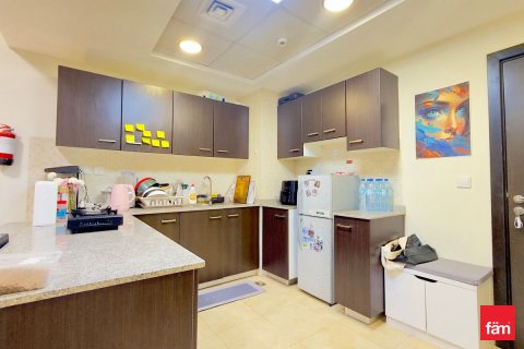 1 bedroom Apartment in Dubai, UAE No. 169807 8
