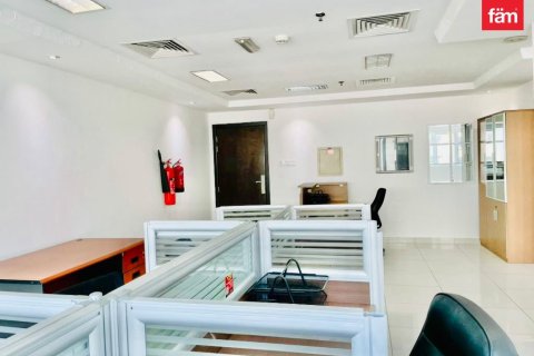 64m² Office in Al Barsha, UAE No. 169804 3