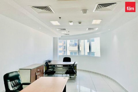 64m² Office in Al Barsha, UAE No. 169804 6
