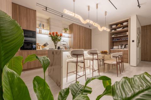 5 bedrooms Villa in Dubai, UAE No. 203521 9