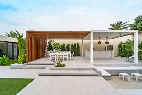5 bedrooms Villa in Dubai, UAE No. 203521 24