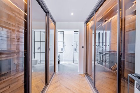 5 bedrooms Villa in Dubai, UAE No. 203520 18