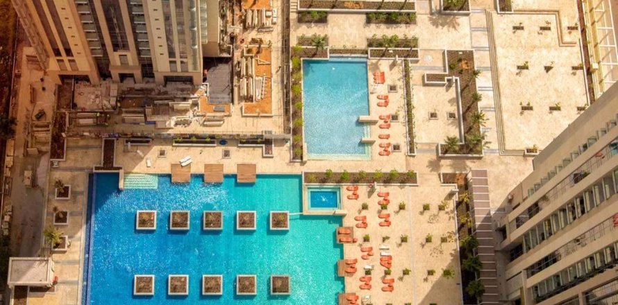 Apartment de 1 dormitorio en Dubai, UAE No. 203516