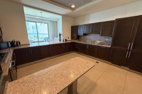 Apartment de 2 dormitorios en Palm Jumeirah, UAE No. 203515 10