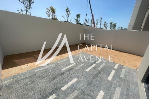 2 bedrooms Townhouse on the Yas Island, UAE No. 136895 4