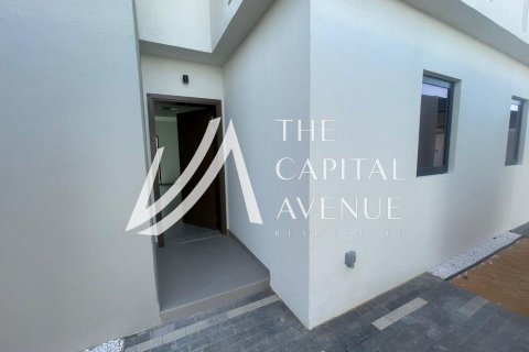 2 bedrooms Townhouse on the Yas Island, UAE No. 136895 6