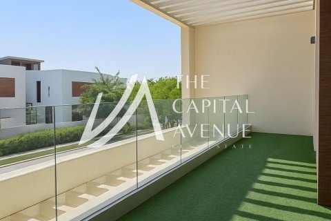 Villa de 5 dormitorios en  Yas Island, UAE No. 136898 9