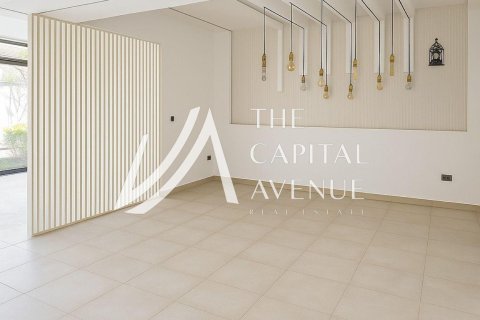 Villa de 5 dormitorios en  Yas Island, UAE No. 136898 4