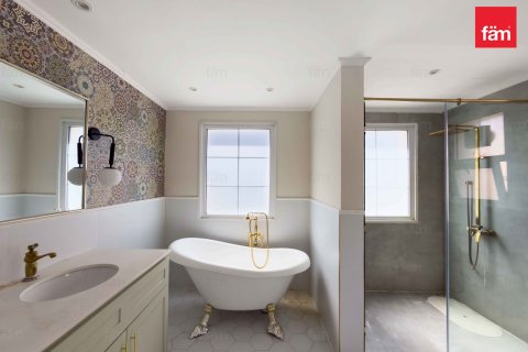 Villa de 2 chambres à Dubai, UAE No. 140310 18