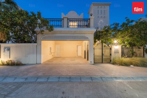 Villa de 2 chambres à Dubai, UAE No. 140310 8