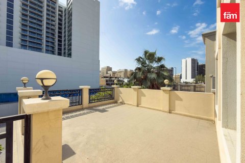 Villa de 2 chambres à Dubai, UAE No. 140310 25